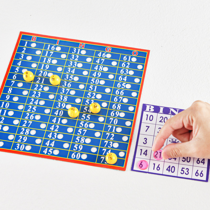Klasyczna gra bingo z losowani – Party Games Bingo recenzja i cena
